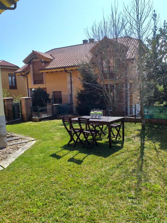 Chalet Playa Del Sable Hinojedo Buitenkant foto